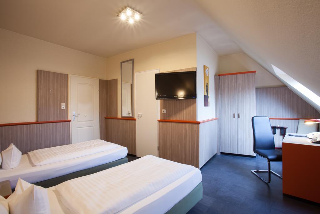 Trip Inn Hotel Ariane Colonia Exterior foto