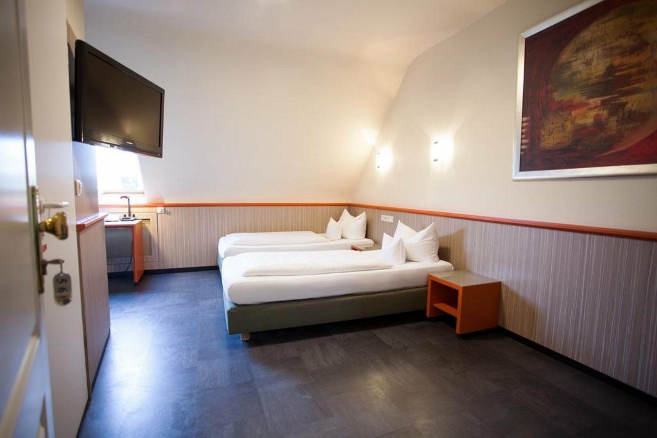 Trip Inn Hotel Ariane Colonia Exterior foto